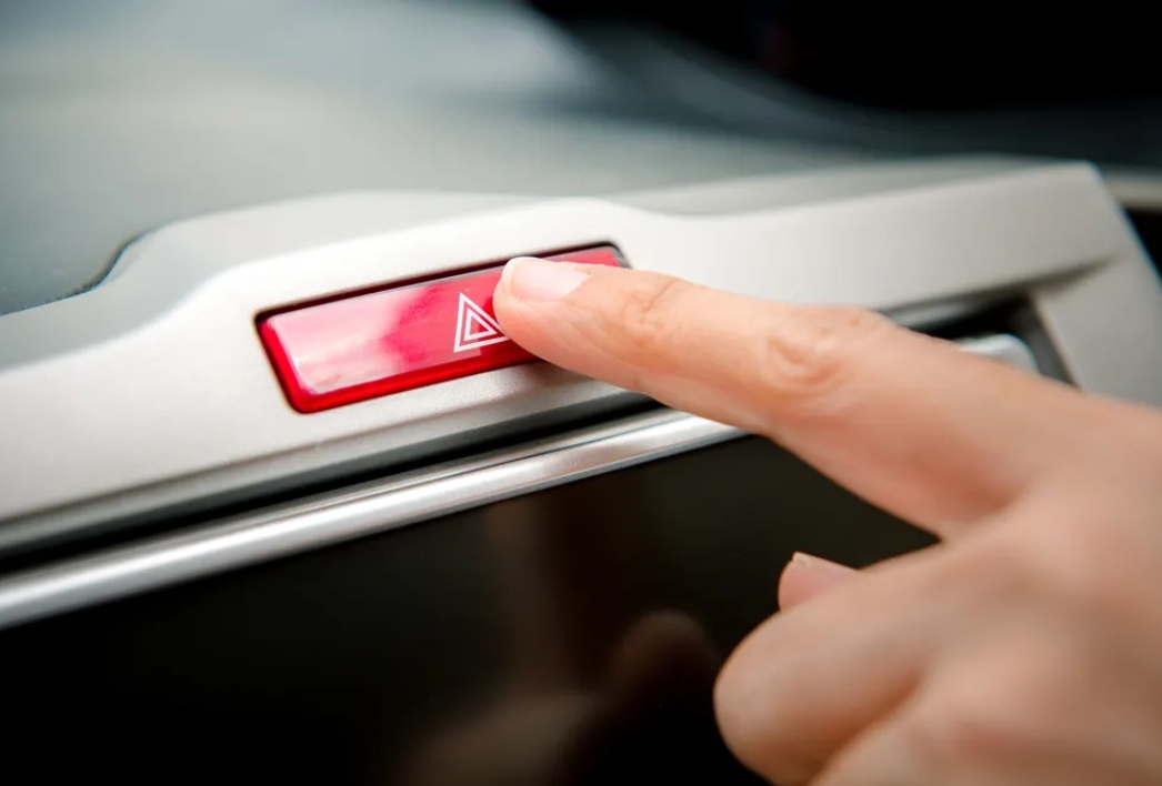 أربع إشارات