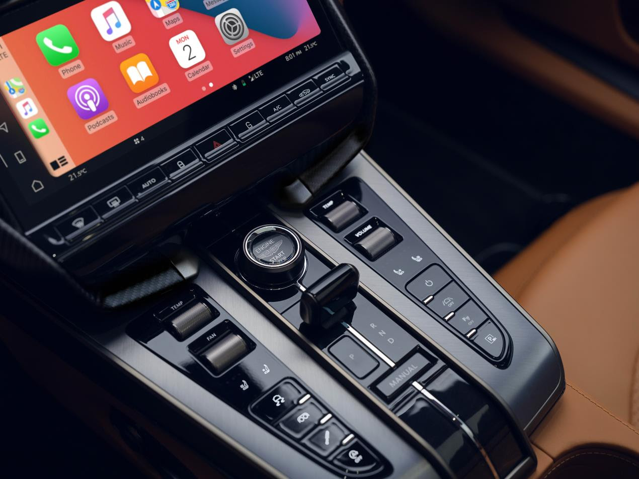  أستون مارتن