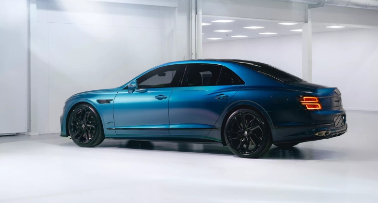 بنتلي كونتيننتال طلاء