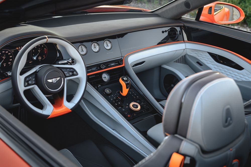 بنتلي باتور