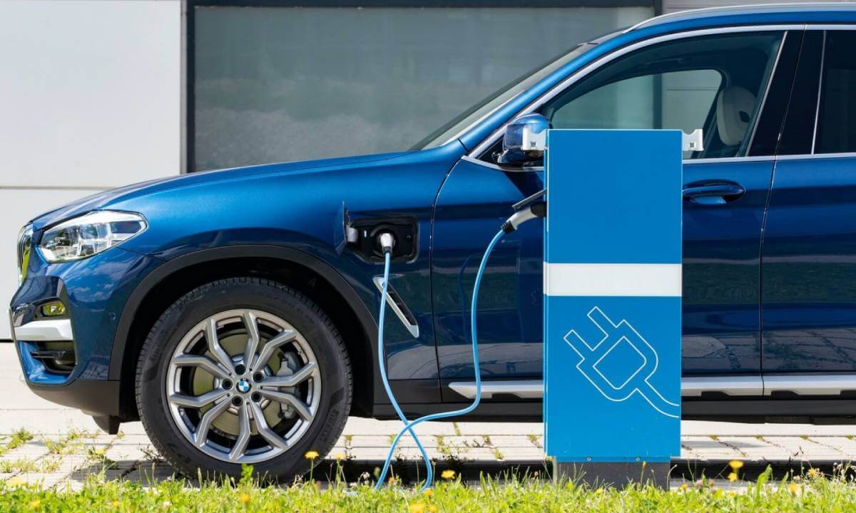 بي ام دبليو اكس 3 اكس درايف 30 اي