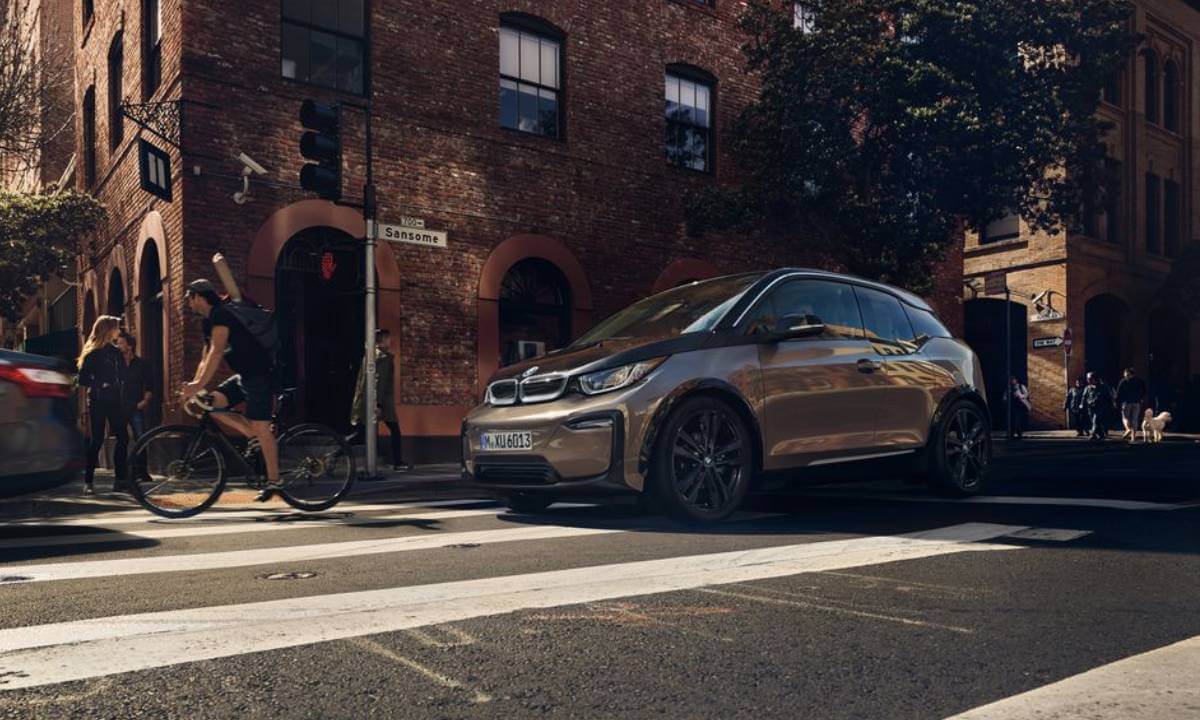 بي ام دبليو اي 3