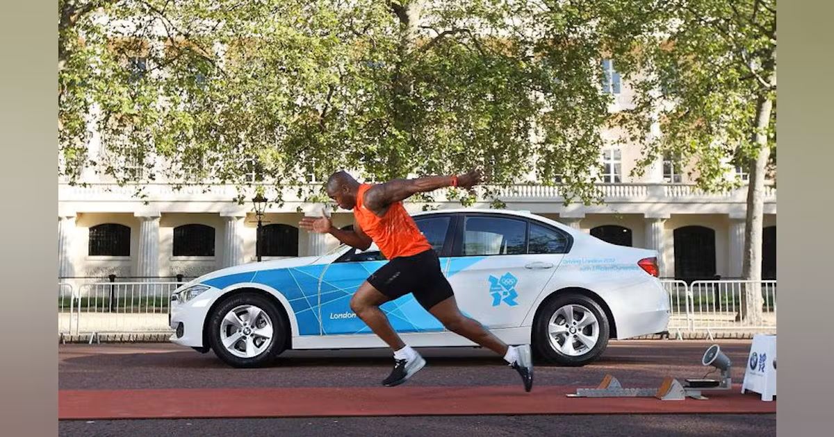 تسارع السيارة