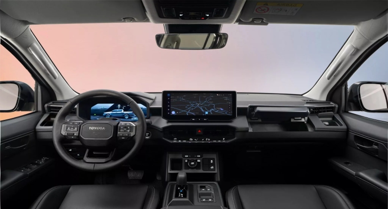 تويوتا هالكس كهربائية داخلي