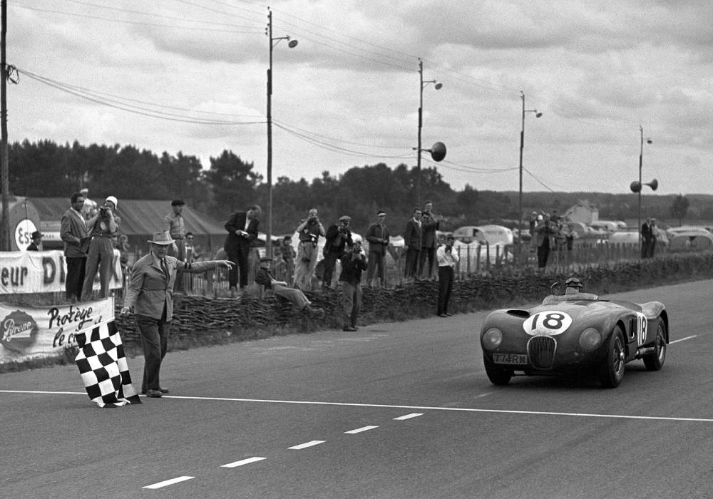 جاكوار C-type تنضم لسيارات جاكوار كلاسيك المعاد إنتاجها صورة 4