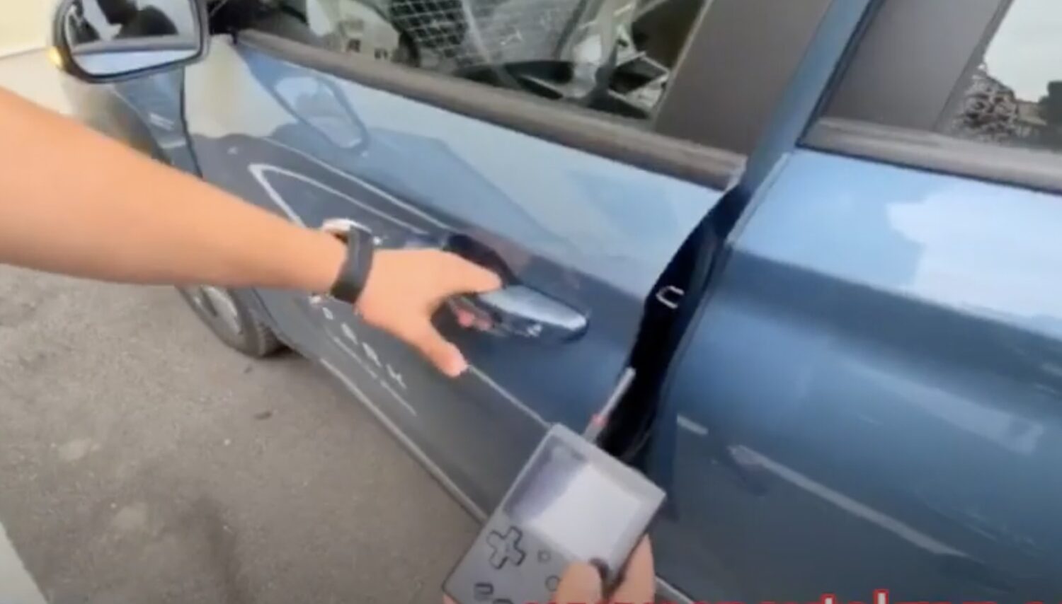 سرقة السيارة