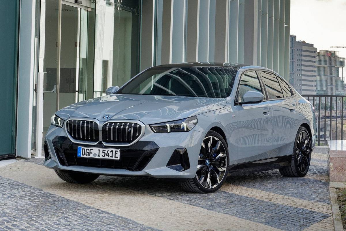 سيارات كهربائية