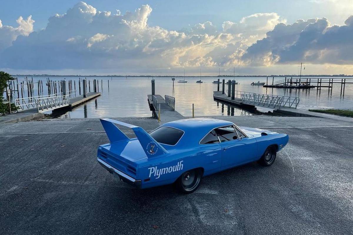 بلايموث سوبربيرد