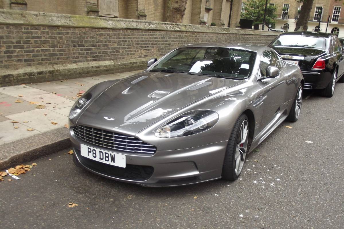 سيارات النجوم الافارقة