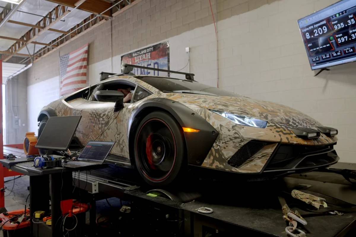 لامبورجيني هوراكان ستيراتو