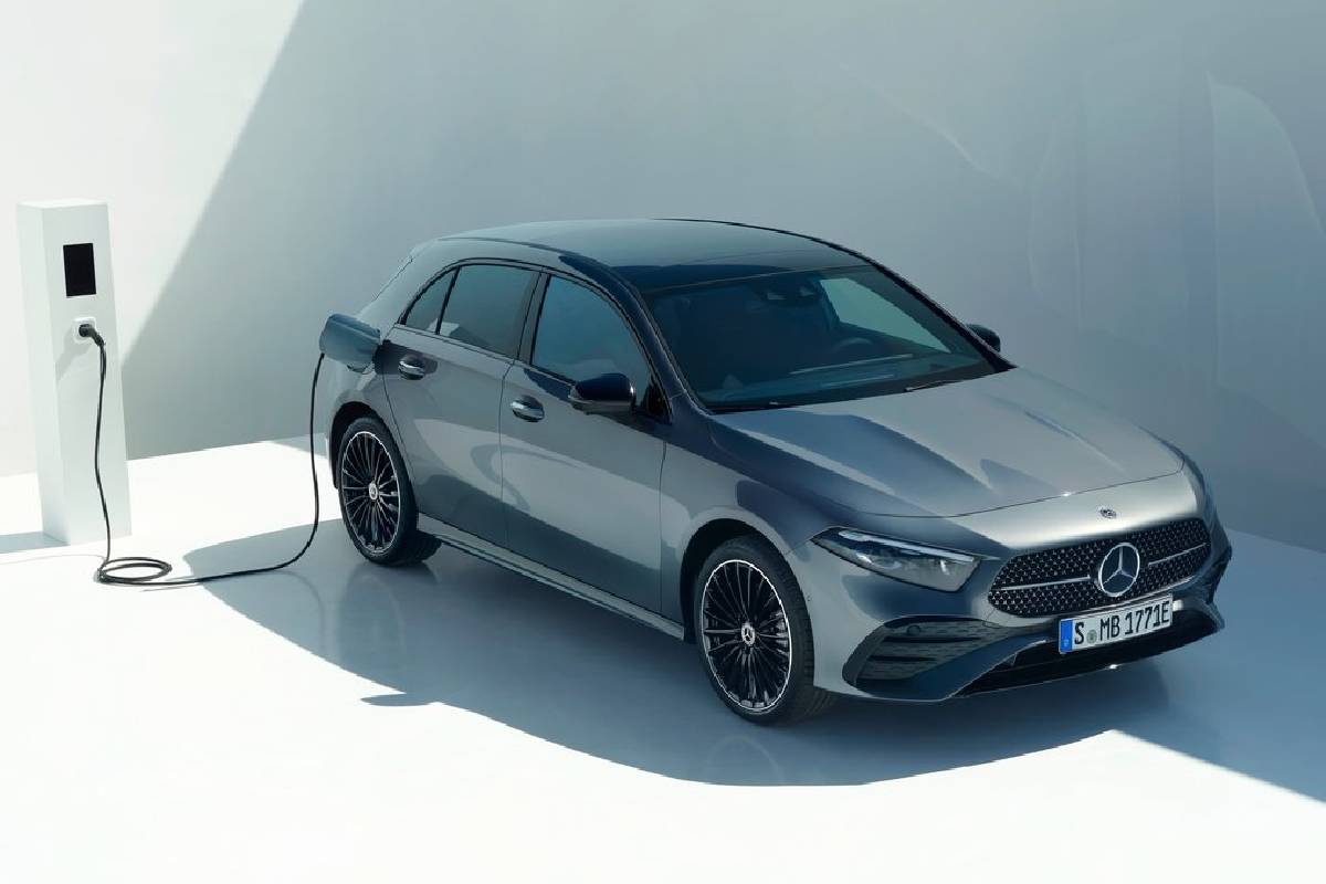 مرسيدس اي كلاس 2023