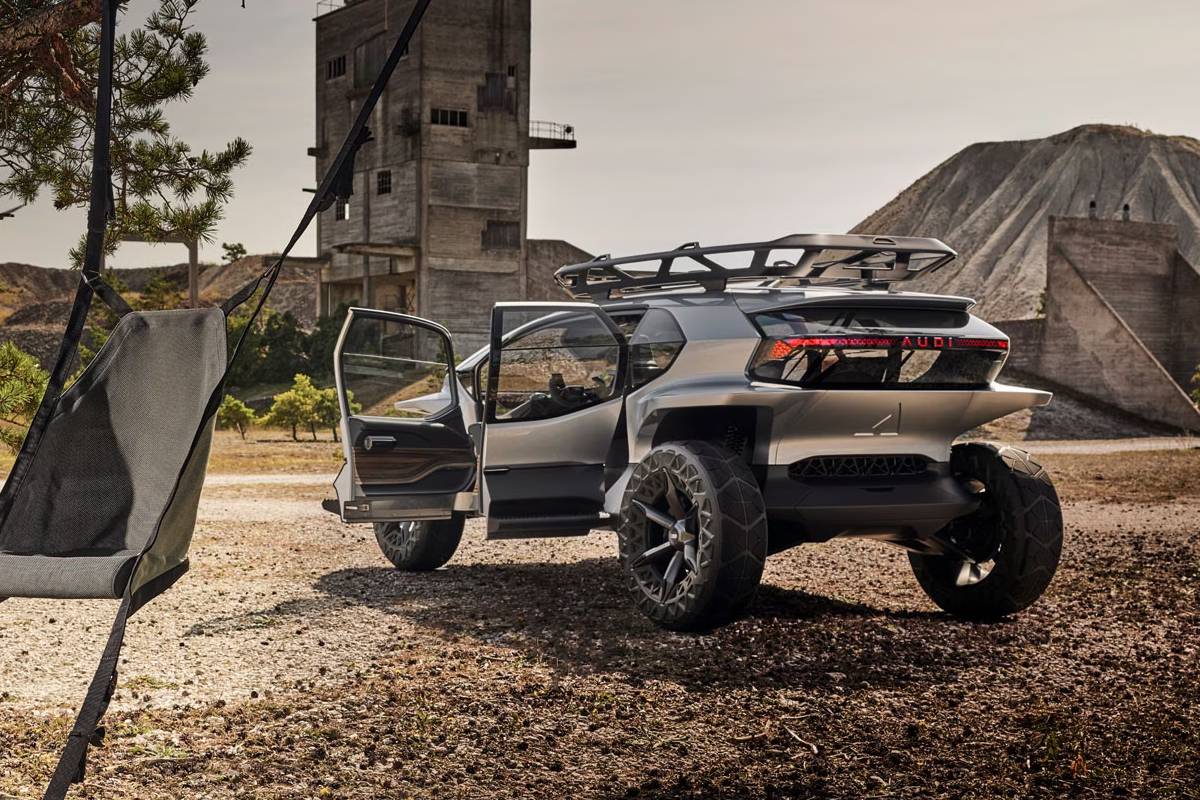 اودي اي تريل