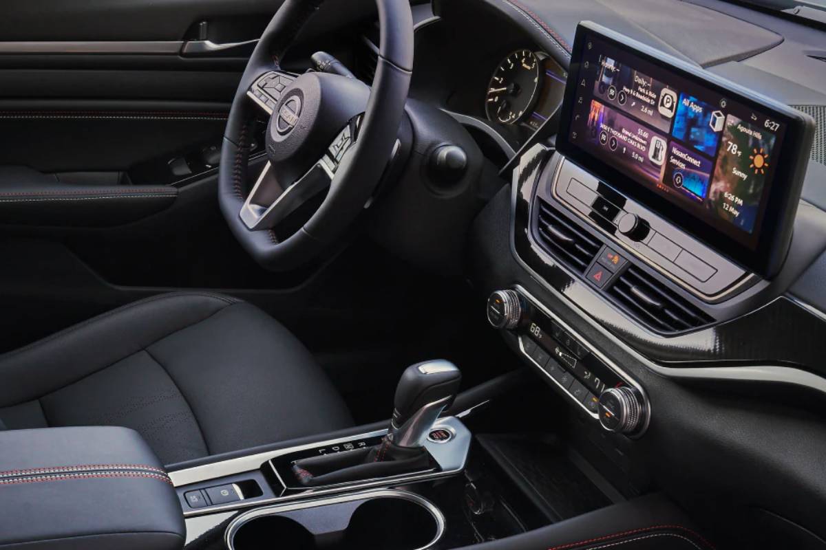 نيسان التيما 2023