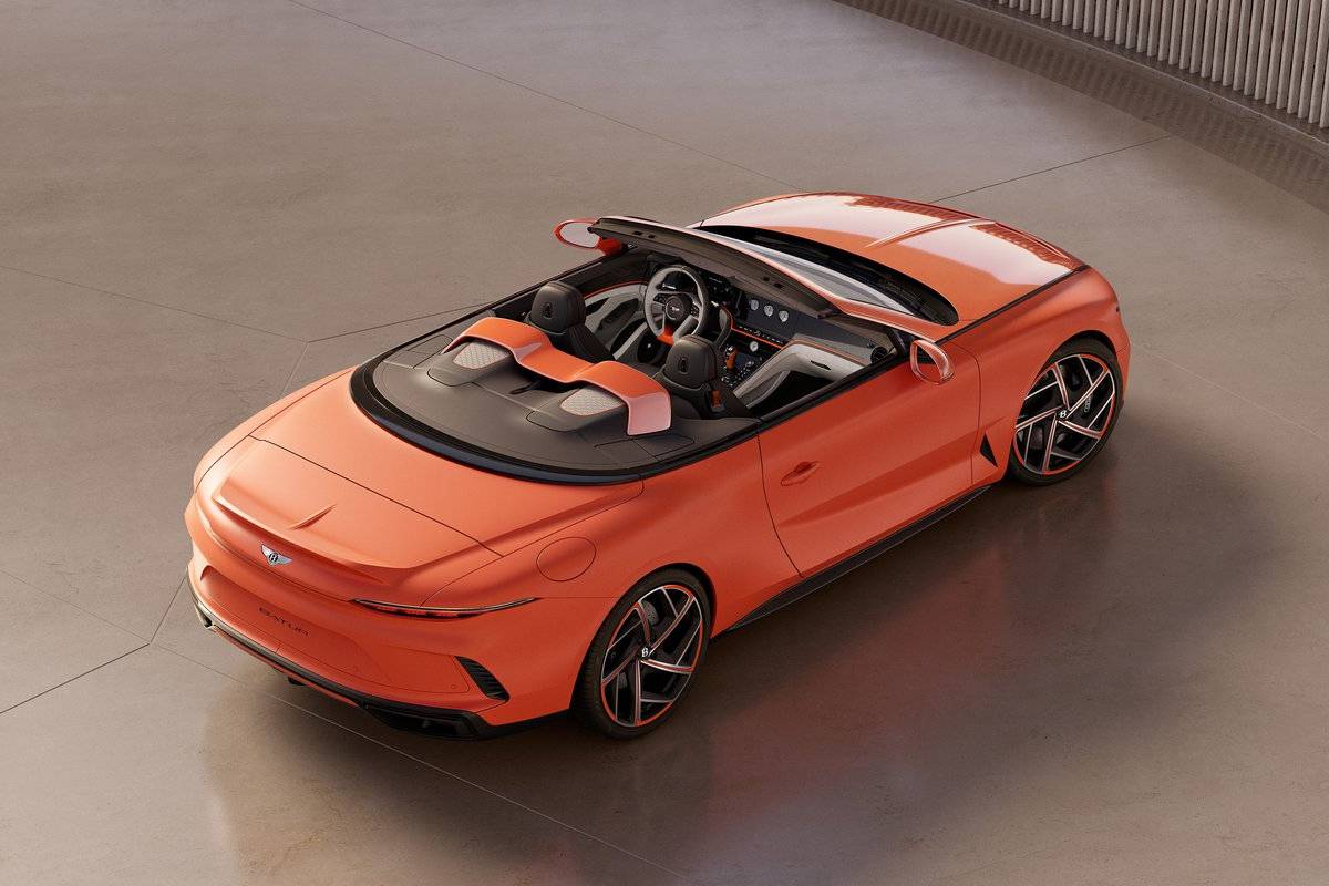 بنتلي مولينر باتور