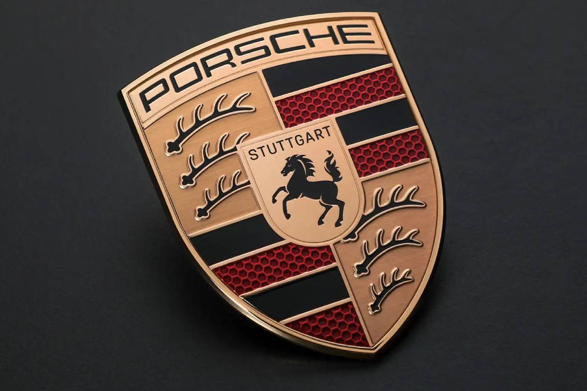 بورشه باناميرا