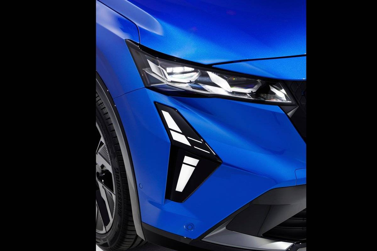 رينو رافال 2024