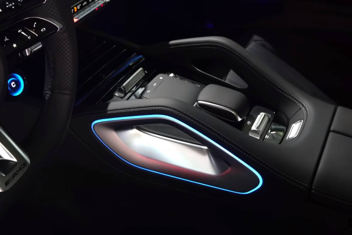 مرسيدس جي ال اي 2024