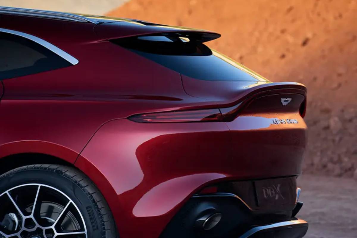 سيارات اس يو في