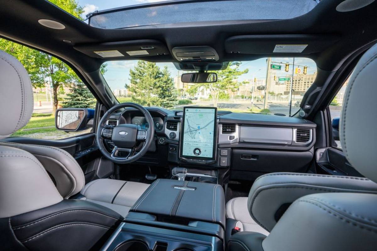 تكنولوجيا السيارات