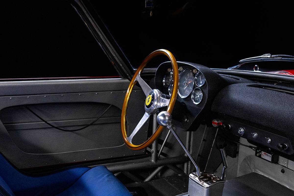 سيارات فيراري