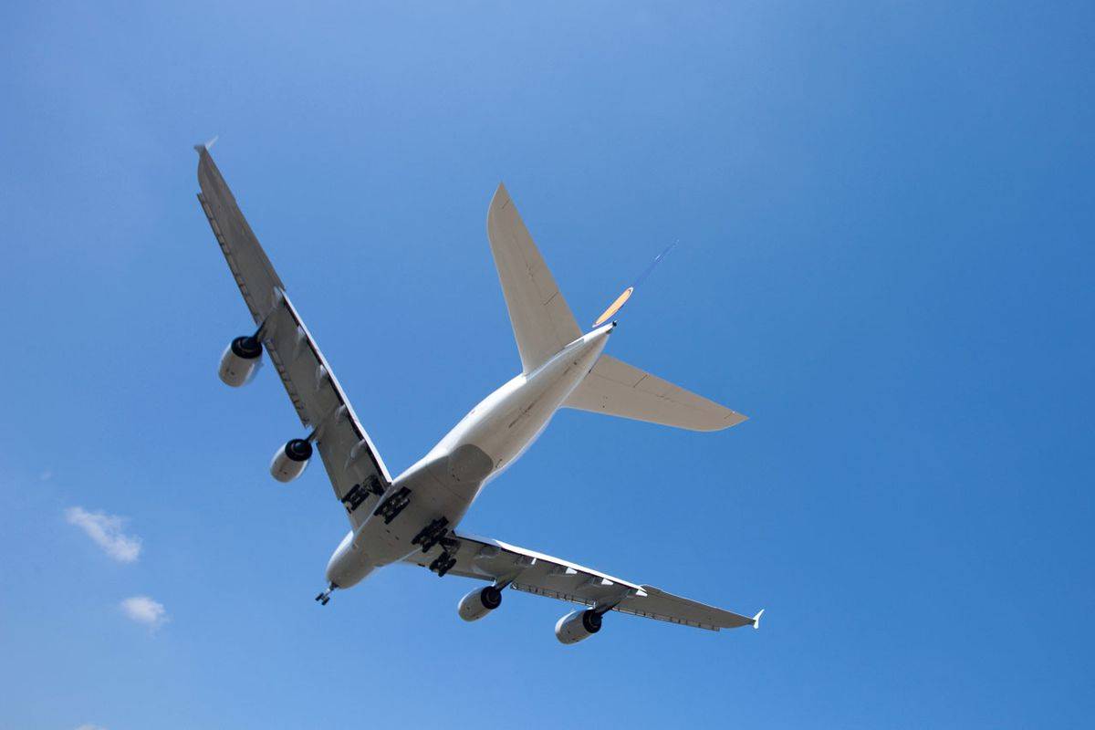 تذاكر الطيران