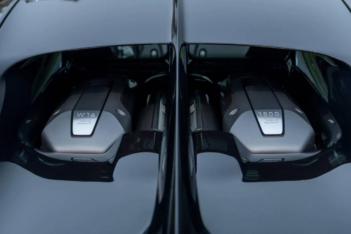 بوجاتي شيرون سبورت