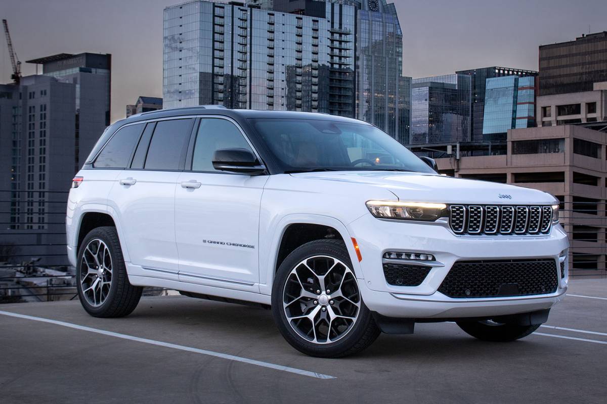 سيارات انجيلينا جولي