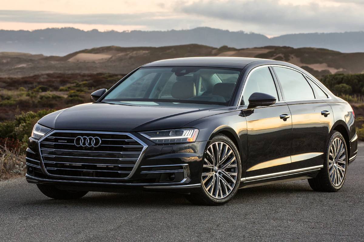 سيارات سلمى حايك