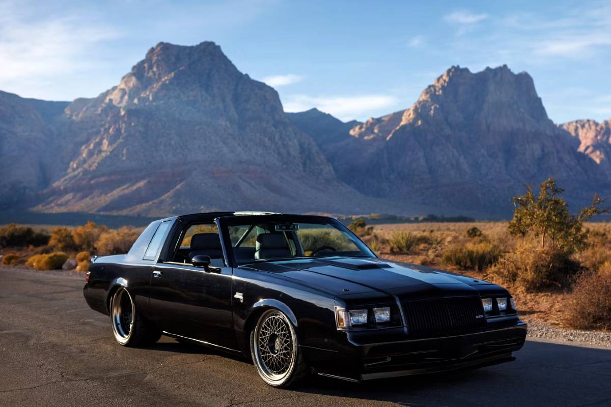 سيارات كيفن هارت