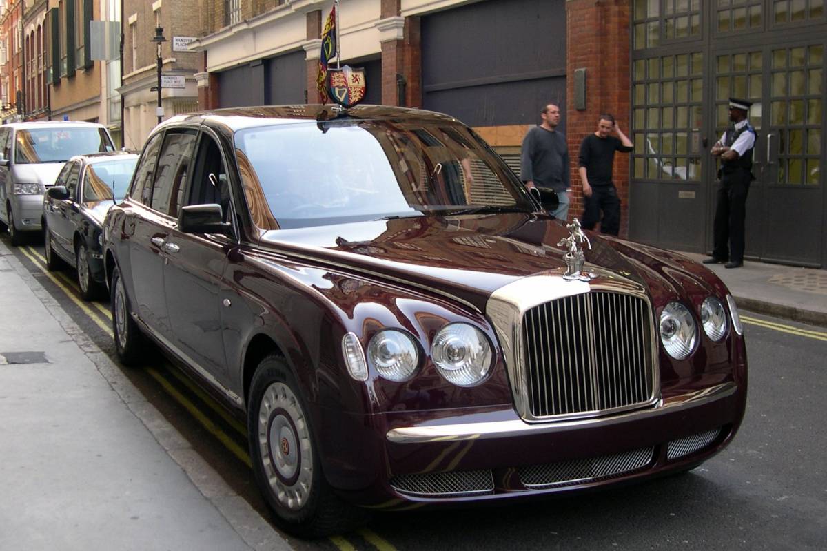 سيارات الملك تشارلز