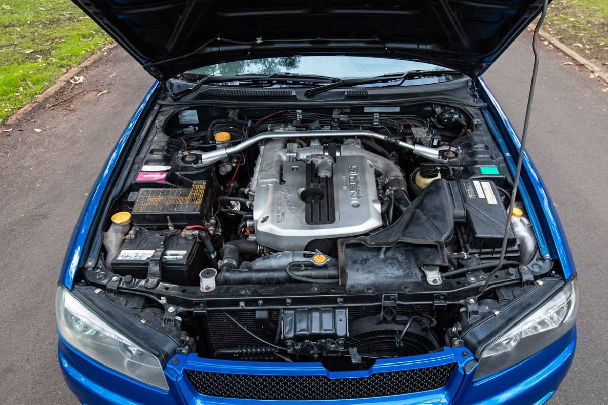 نيسان سكاي لاين