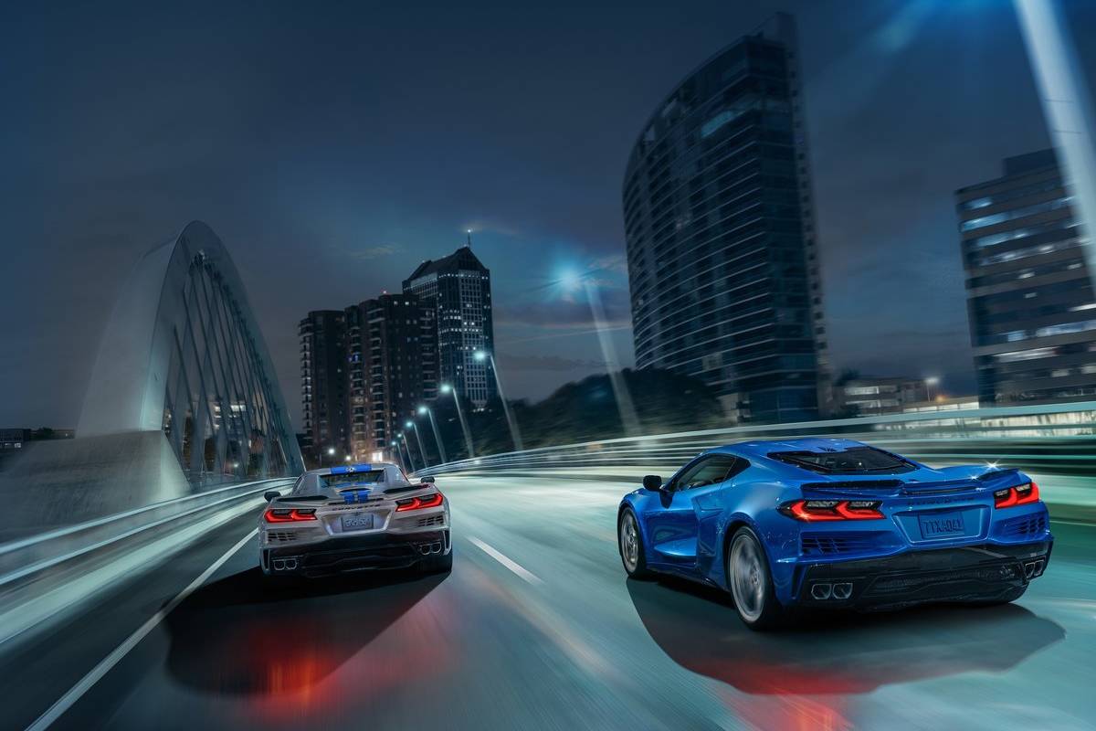 شيفروليه كورفيت اي راي 2024