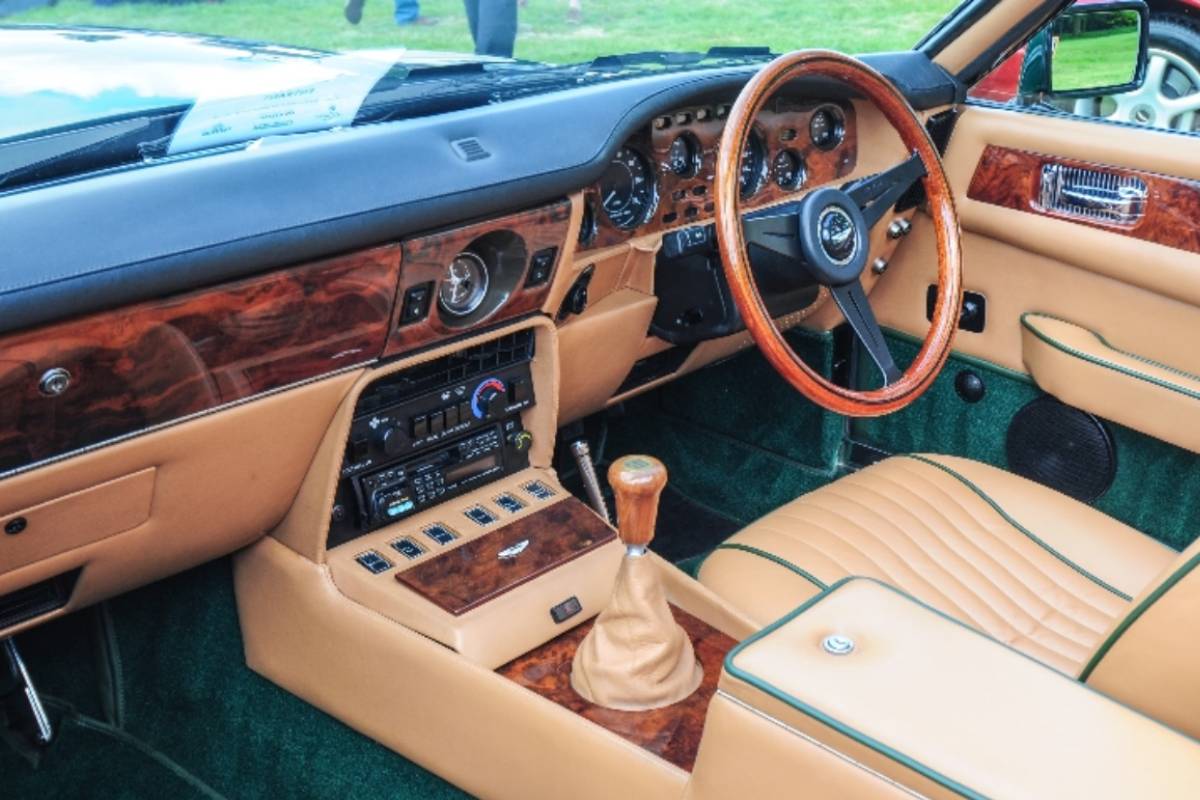 استون مارتن فانتاج فولانتي