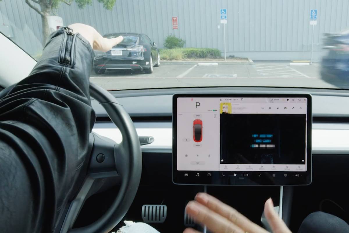 سيارات تسلا