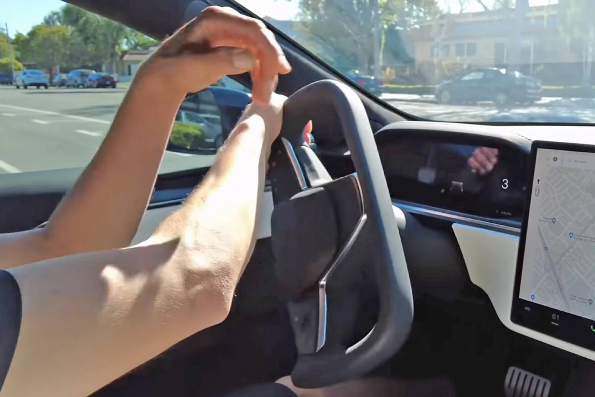 سيارات تسلا