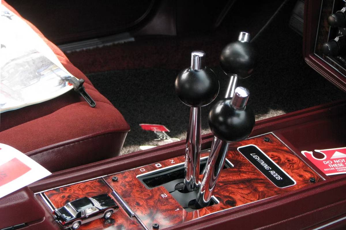 سيارات كلاسيكية