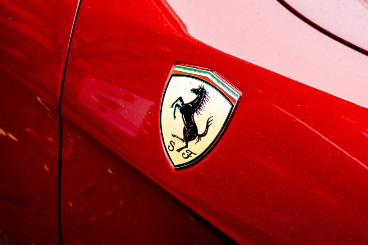 سيارات فيراري