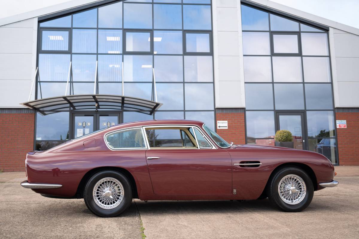 سيارات كلاسيكية