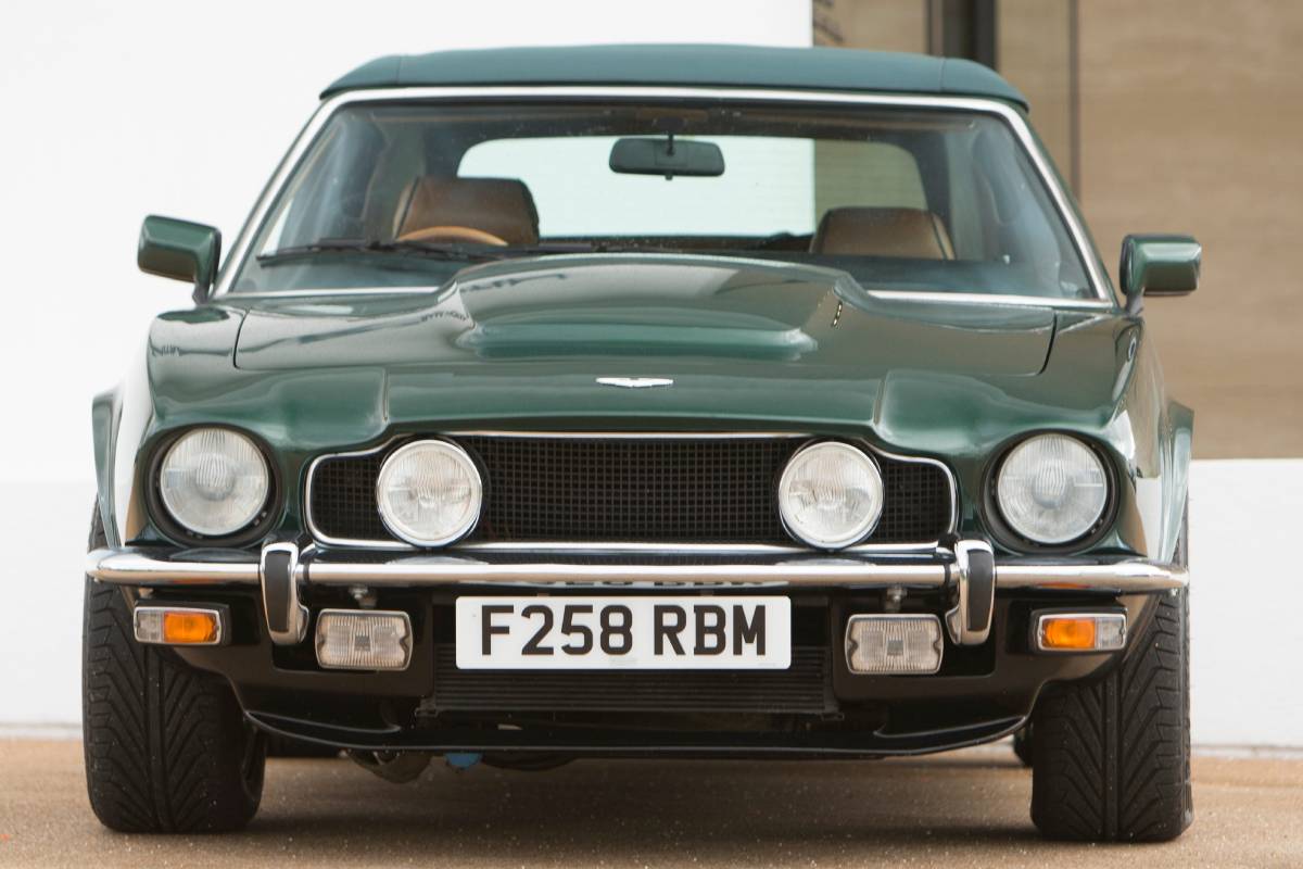 سيارات الملك تشارلز