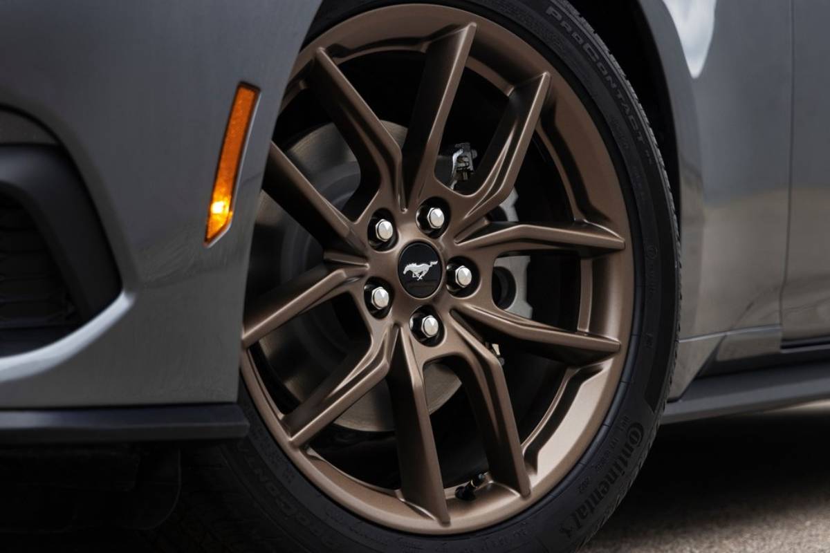 تكنولوجيا السيارات