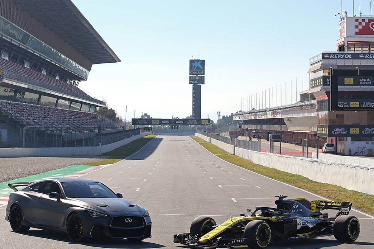 انفينيتي في الحلبة