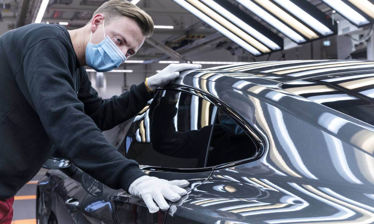 اودي تي ترون بمكبس الومونيوم