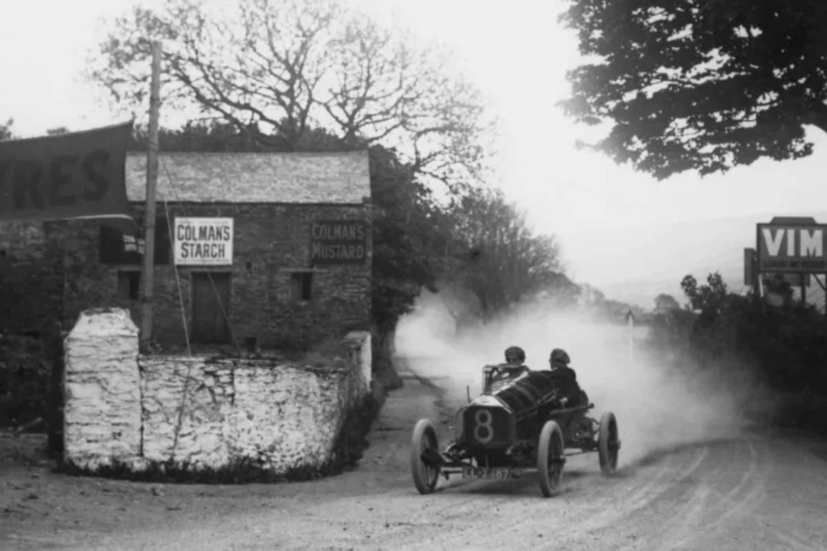 سيارات بنتلي