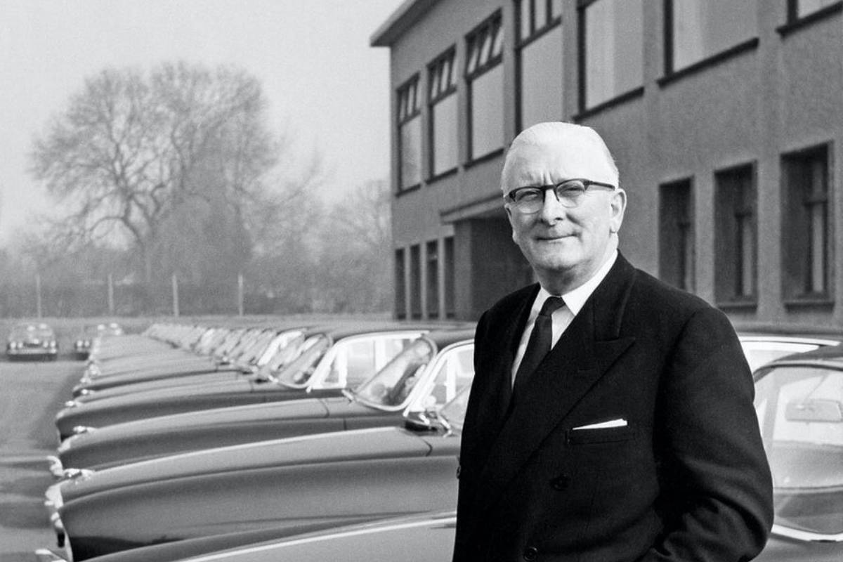 مؤسسو جاكوار