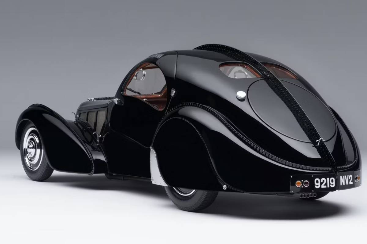 بوجاتي لا فواتور نوار