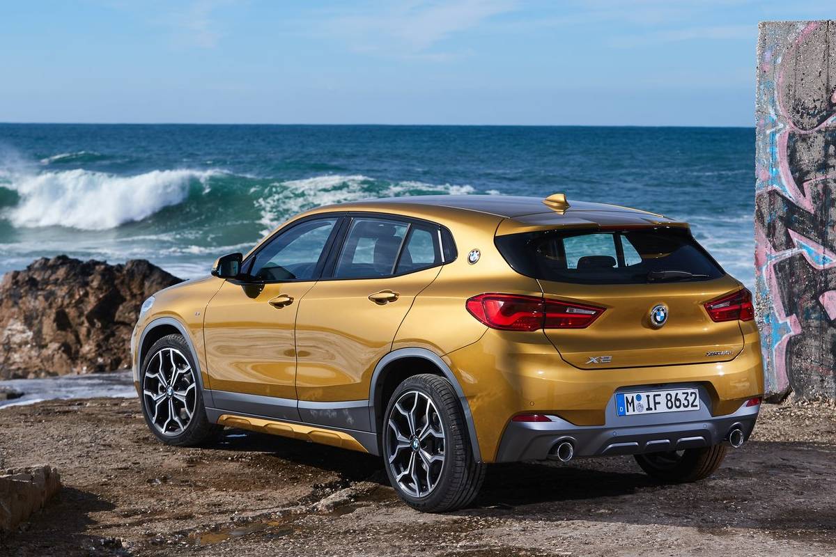 بي ام دبليو اكس 2