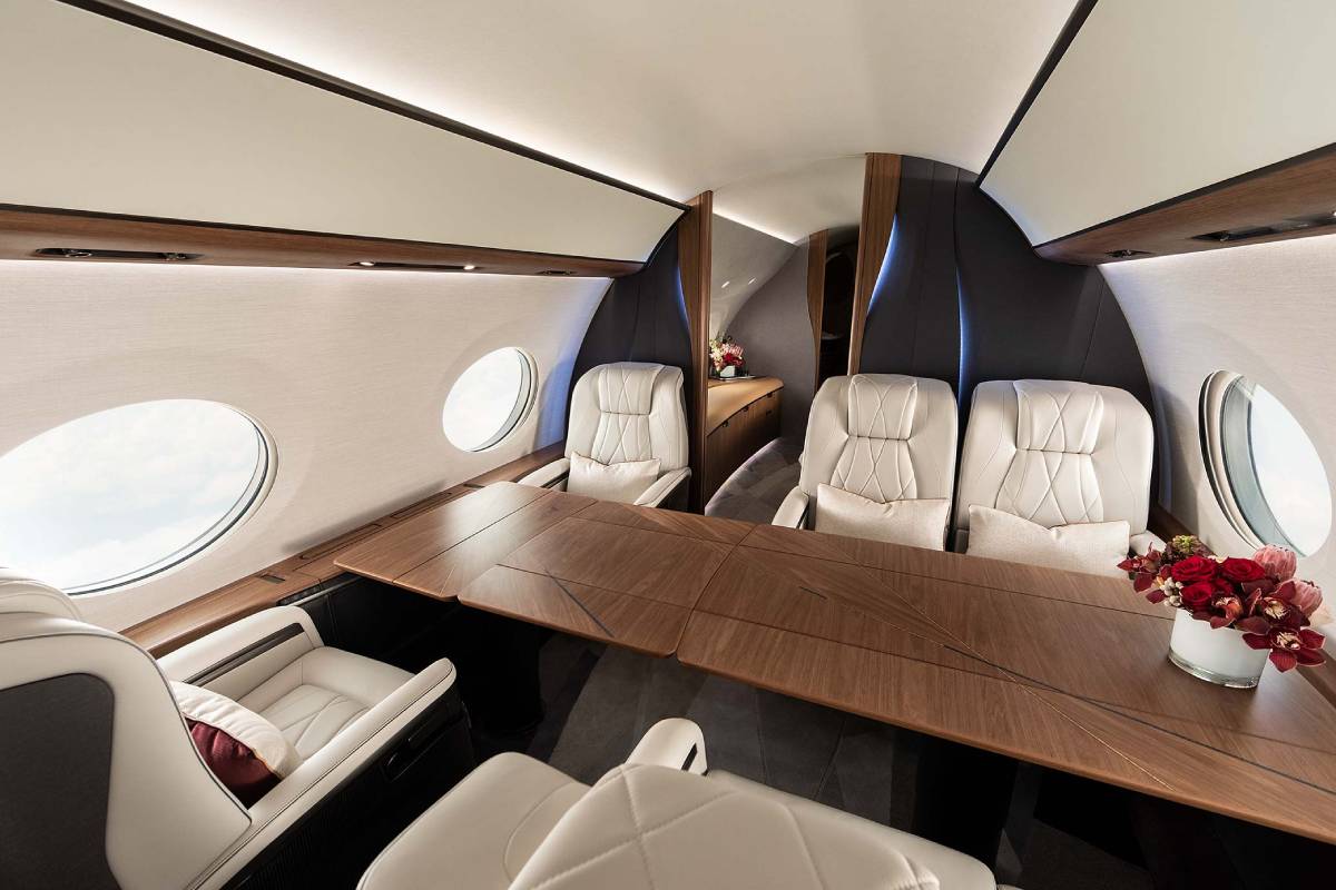 طائرة ايلون ماسك