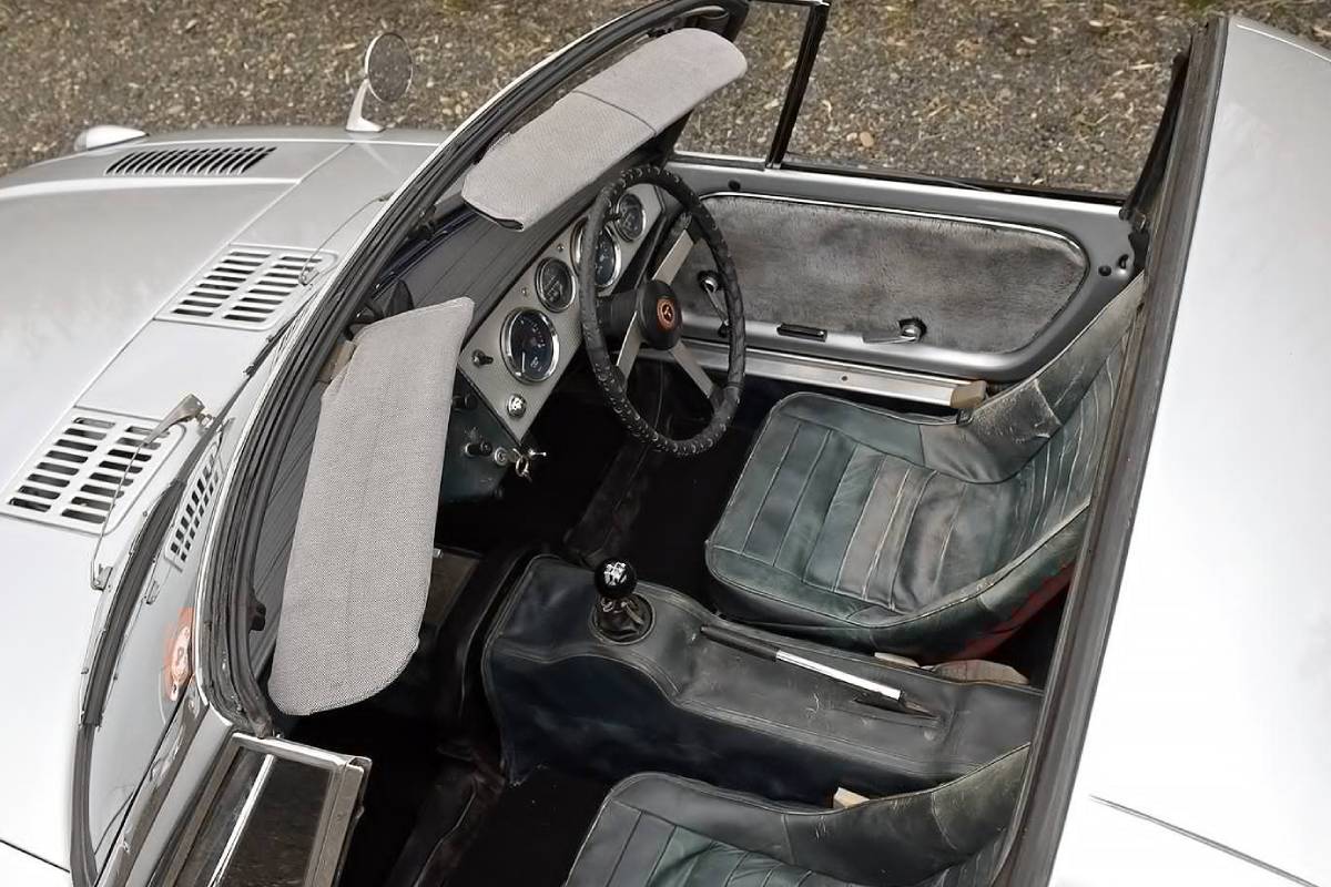 تويوتا سبورتس 800