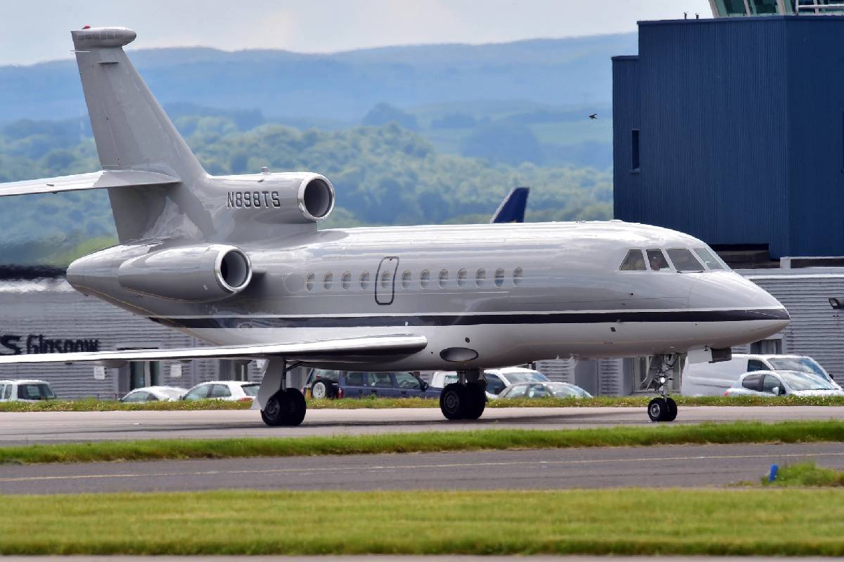 طائرات خاصة