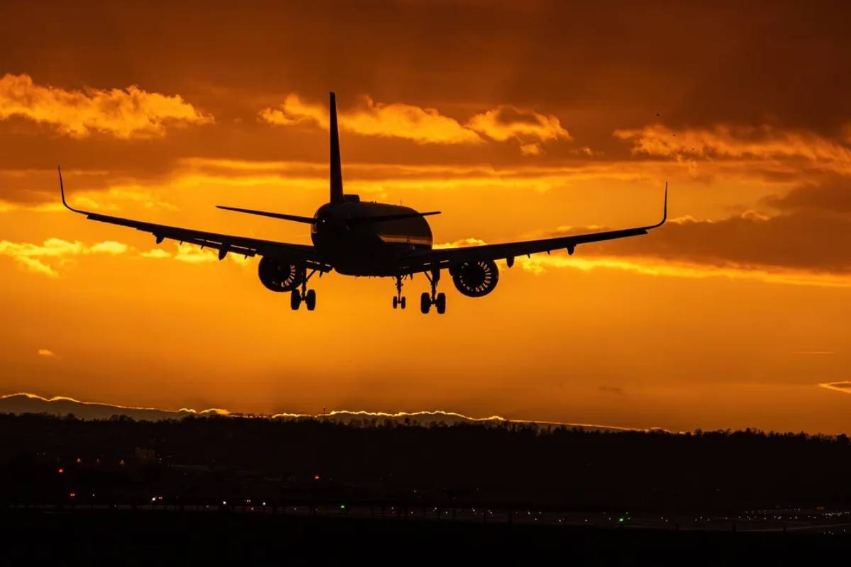 صوت الطائرة